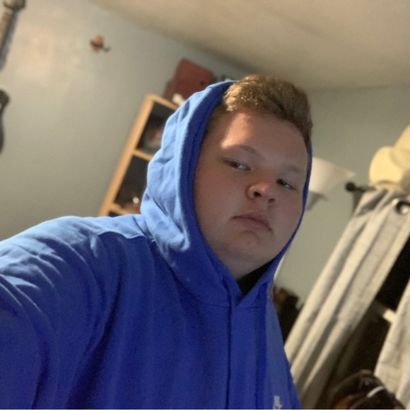 Meet your Posher, Jackson - Picture 6 of 11